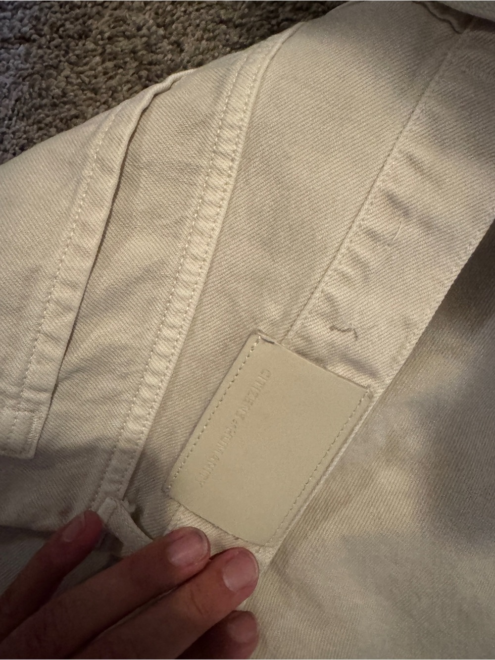 Miro relaxed barrel jean in almondette - Picture 6 of 6